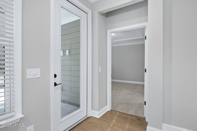 Discover this like-new, upgraded Hallmark home in Sun City - photo 15