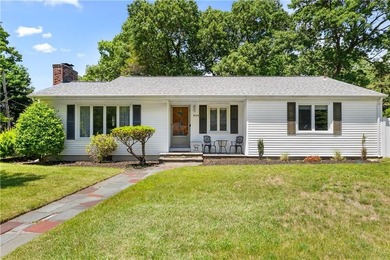 Desirable Governor Francis Farm neighborhood! This - photo 6