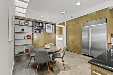 Amazing Riverbend condo custom designed by the renowned Noland - photo 18