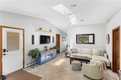 Desirable Governor Francis Farm neighborhood! This - photo 8