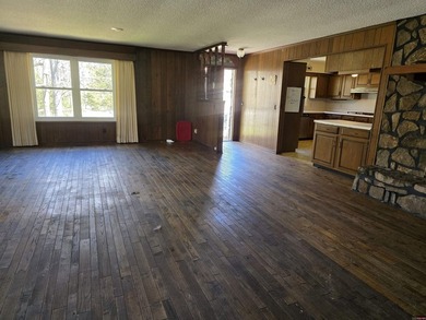 Opportunity awaits in the desirable Twin Lakes Golf Course - photo 9