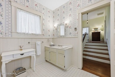 Step into a piece of Beaufort's history with the c. 1856 - photo 32