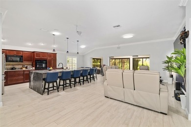 Discover where luxury, privacy, innovation, and resort-style - photo 9