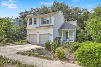 Welcome to 1759 Crystal Lake. Positioned along a scenic tidal - photo 2