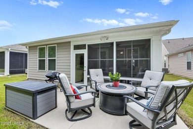 Discover this like-new, upgraded Hallmark home in Sun City - photo 44