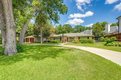 This is your opportunity to live directly next to Colonial - photo 6