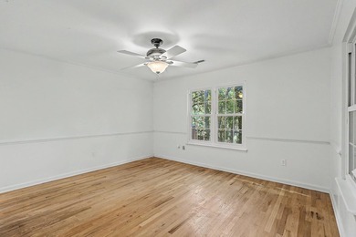 Welcome to 1759 Crystal Lake. Positioned along a scenic tidal - photo 7