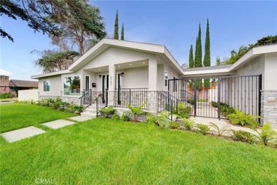 Welcome to this exceptional multi-generational property located - photo 2