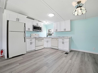 Back On Market Due to Buyer Losing Her Buyer - Located in the - photo 9