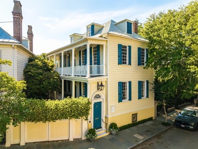 Circa 1768 -- The Joseph Veree House. Classic early Georgian - photo 1