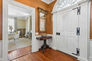 Circa 1768 -- The Joseph Veree House. Classic early Georgian - photo 6