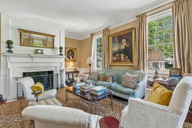 Circa 1768 -- The Joseph Veree House. Classic early Georgian - photo 8