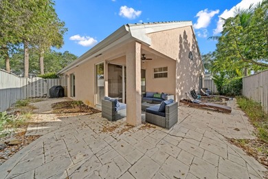 Beautifully remodeled single-story home offering 2 bedrooms, 2 - photo 13