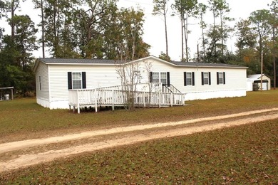 Lake Seminole Home For Sale in Donalsonville Georgia