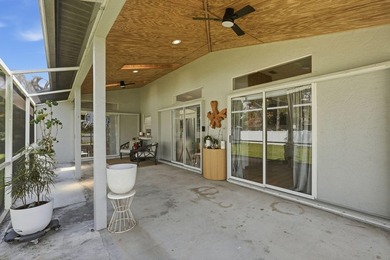 This 3 bed/2 bath home is a true sanctuary of elegance and - photo 46