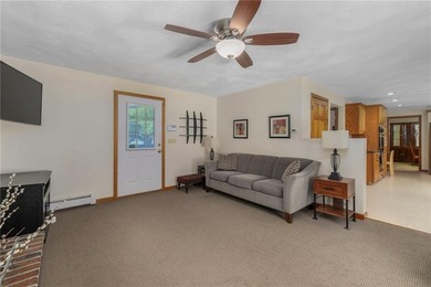 WELCOME TO RIVERFRONT ESTATES! LOCATED A SHORT DISTANCE FROM - photo 6