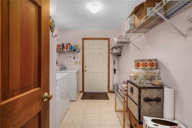 WELCOME TO RIVERFRONT ESTATES! LOCATED A SHORT DISTANCE FROM - photo 9