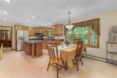 WELCOME TO RIVERFRONT ESTATES! LOCATED A SHORT DISTANCE FROM - photo 10