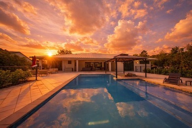 Experience luxury and space in this stunning estate located in - photo 1