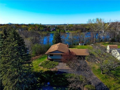 Lake Home Sale Pending in Plymouth, Minnesota