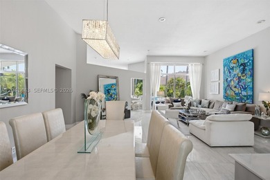 Discover your own private oasis in the heart of Weston! Situated - photo 14
