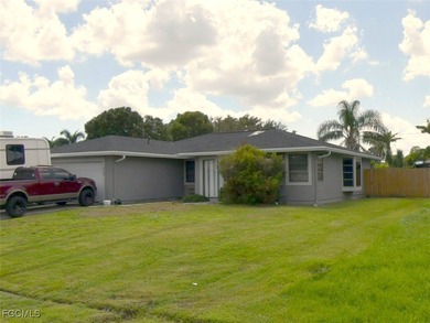 St. Lucie River Home For Sale in Port Saint Lucie Florida