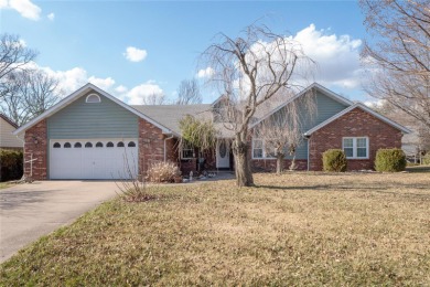 Lake Home Off Market in Fairview Heights, Illinois