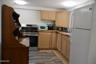 Welcome to 103 Seven Oaks Road! Nestled on a private corner lot - photo 8
