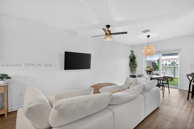 ASSUMABLE MORTGAGE OF 4.2% AVAILABLE. Welcome home to this - photo 6