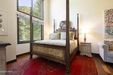 Discover an exquisite fusion of modern design and alpine charm - photo 7