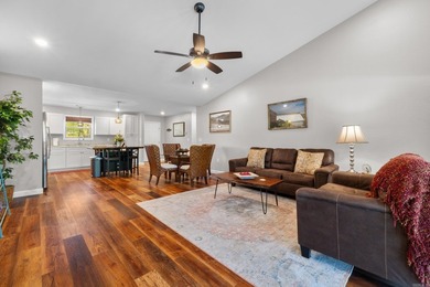 Welcome to your perfect lake getaway! This like-new 2 bedroom, 2 - photo 10