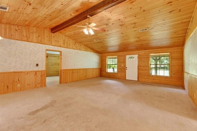 Escape to the peace and privacy of country living with this - photo 10