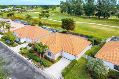 Elegantly remodeled estate home with expansive lake and golf - photo 10