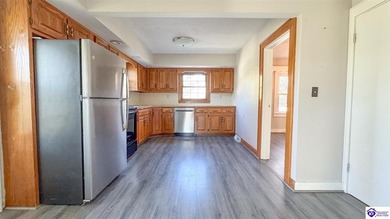 Charming 1945 home with modern updates and move-in ready! This - photo 11