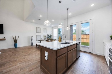 Like-new townhome featuring modern upgrades and an open - photo 15