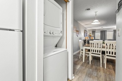 This fully furnished 2-bedroom, 2-bath condo in Shipwatch Pointe - photo 8