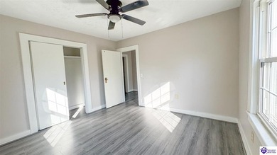 Charming 1945 home with modern updates and move-in ready! This - photo 18