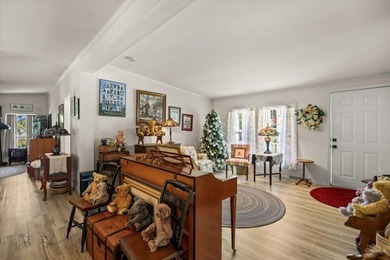Welcome home to this well maintained, 2 bedroom 2 bath one level - photo 18
