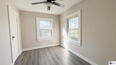 Charming 1945 home with modern updates and move-in ready! This - photo 19