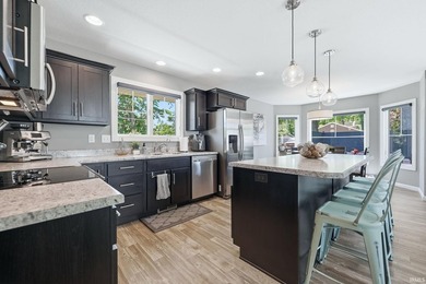 *Open House Sunday, June 28th 1-3 PM* Beautiful 9 year old home - photo 22