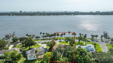 (private lake, pond, creek) Home For Sale in Ormond Beach Florida