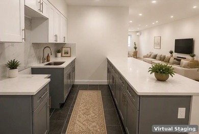 Great House Prime location! Fully diamond renovated and newly - photo 4