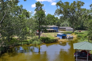 FULLY REMODELED LAKE MURVAUL RETREAT - 7BR BOATHOUSE SHOP - photo 6