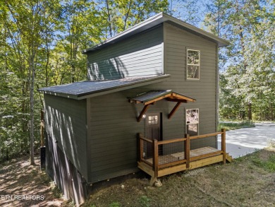Lake Home For Sale in Lafollette, Tennessee