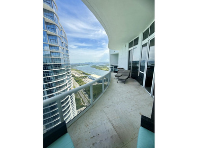 PH at Trump Tower III, Sunny Isles Beach, 2 bedrooms + den / 3 - photo 12