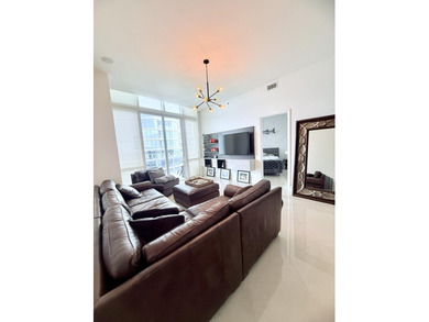PH at Trump Tower III, Sunny Isles Beach, 2 bedrooms + den / 3 - photo 13
