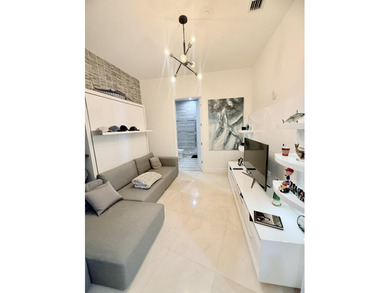 PH at Trump Tower III, Sunny Isles Beach, 2 bedrooms + den / 3 - photo 19