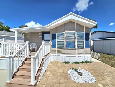 Lake Home For Sale in Fort Myers, Florida