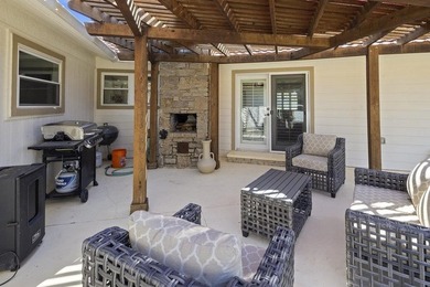 Enjoy the good life in this impeccably maintained single story - photo 28