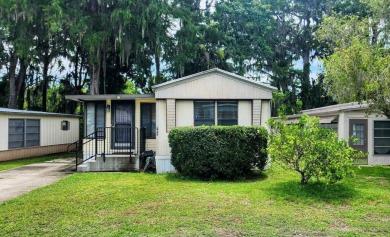 Lake Griffin Home For Sale in Leesburg Florida